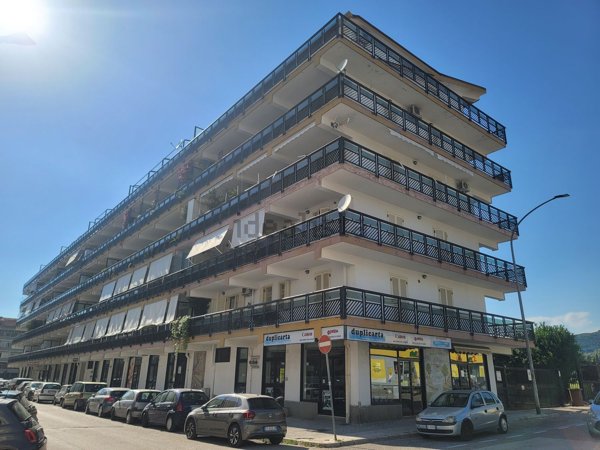 appartamento in vendita a Caserta in zona Michelangelo