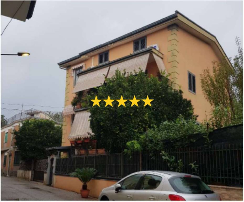 appartamento in vendita a Caserta in zona Falciano