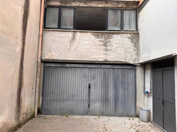 appartamento in vendita a Caserta in zona Acquaviva