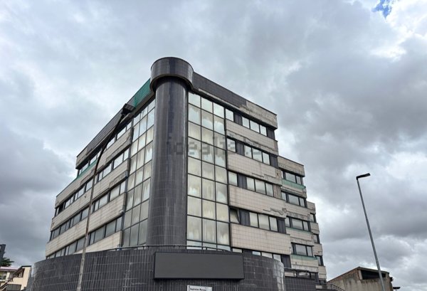 ufficio in vendita a Caserta in zona Falciano