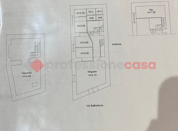 negozio in vendita a Caserta