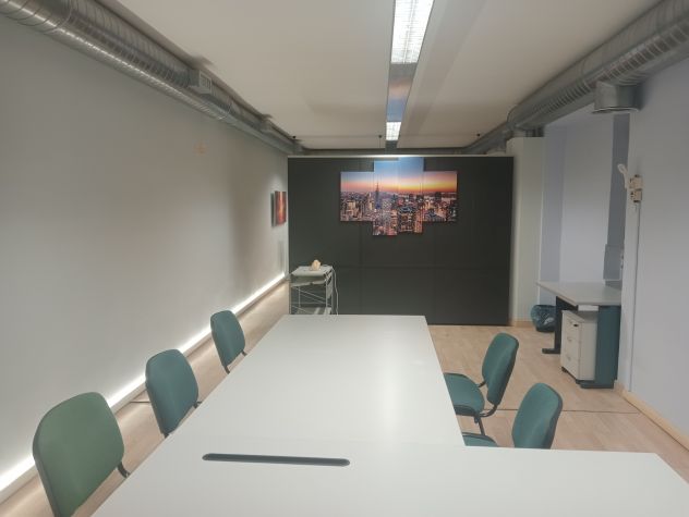 ufficio in vendita a Caserta in zona San Clemente