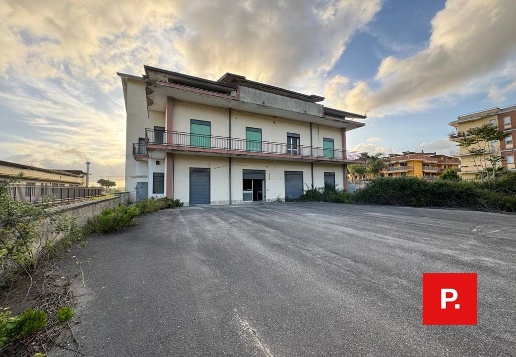 casa indipendente in vendita a Caserta in zona San Clemente