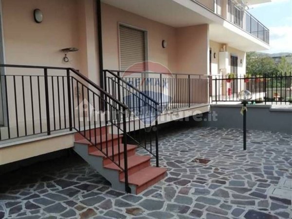 casa indipendente in vendita a Caserta in zona Centro Città