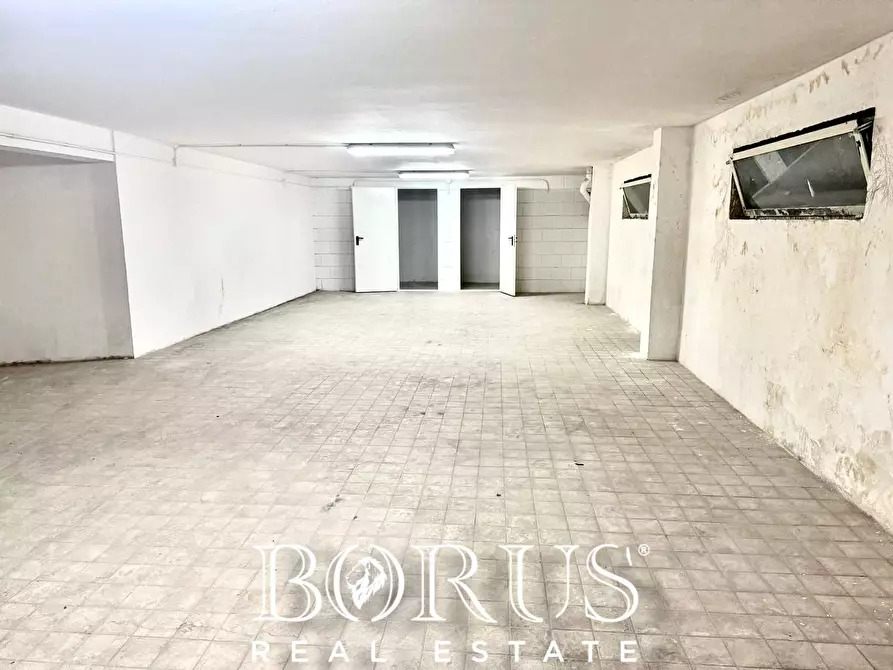 locale di sgombero in vendita a Caserta in zona Centro Città