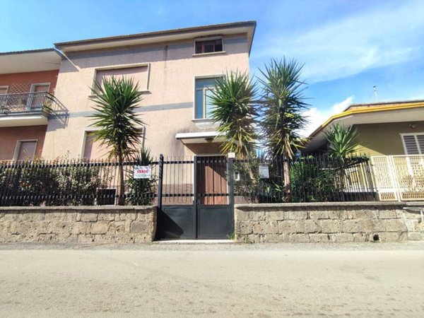 appartamento in vendita a Caserta in zona Centurano/Cerasole