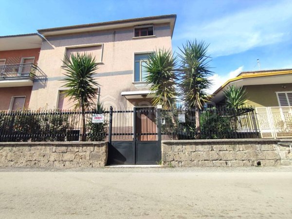 appartamento in vendita a Caserta in zona Centurano/Cerasole