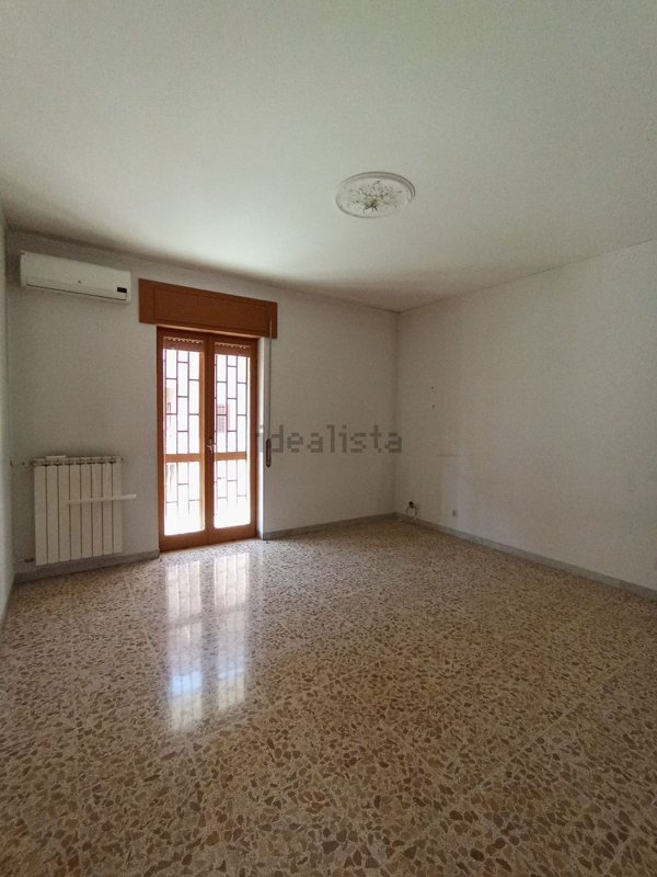 appartamento in vendita a Caserta in zona Acquaviva