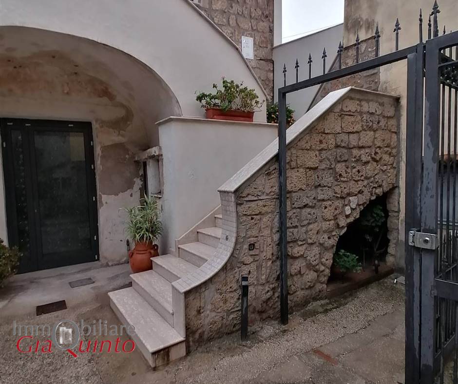 casa indipendente in vendita a Caserta in zona Centro Città