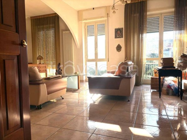 appartamento in vendita a Caserta in zona Michelangelo