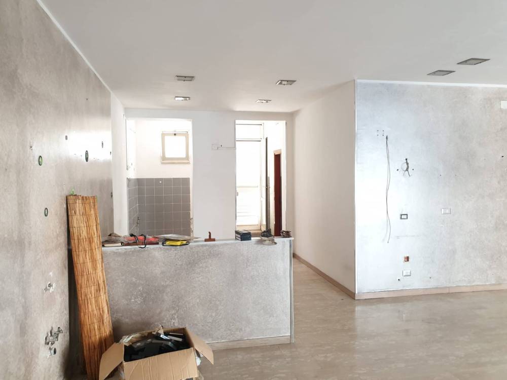 negozio in vendita a Caserta