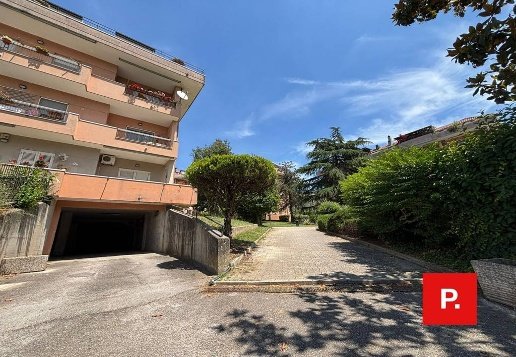 appartamento in vendita a Caserta in zona Casolla