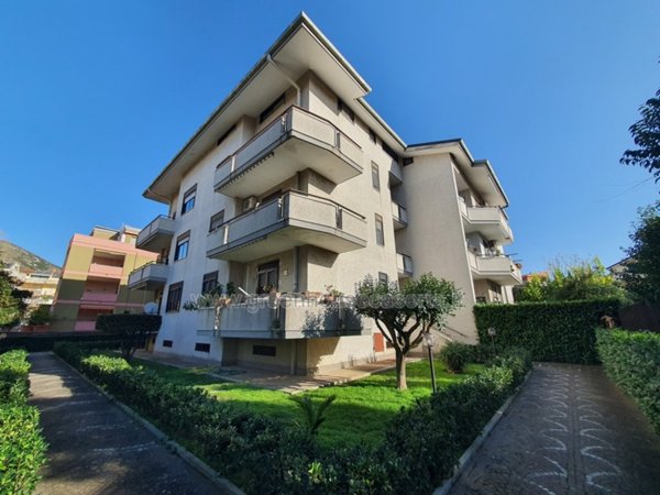 appartamento in vendita a Caserta in zona Puccianiello