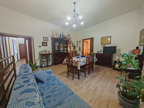 casa semindipendente in vendita a Caserta in zona Sommana