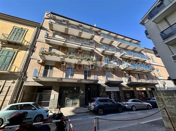 appartamento in vendita a Caserta in zona Acquaviva