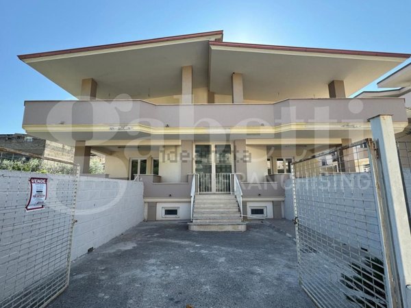 appartamento in vendita a Caserta in zona Centro Città