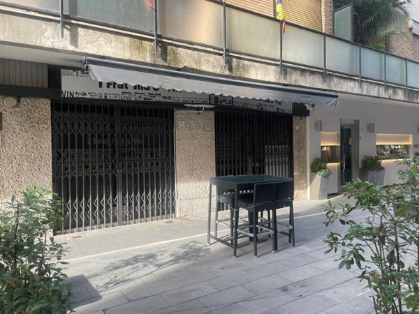 locale commerciale in vendita a Caserta