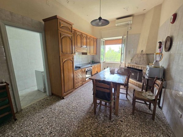 casa indipendente in vendita a Caserta