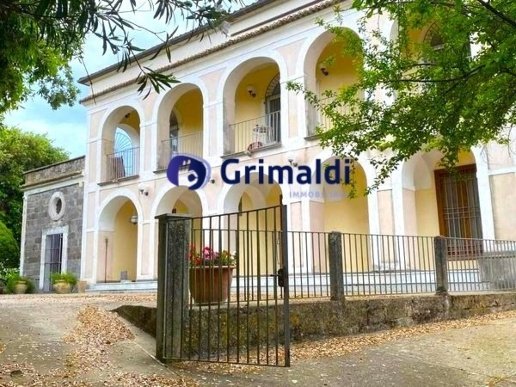 appartamento in vendita a Caserta in zona Centro Città