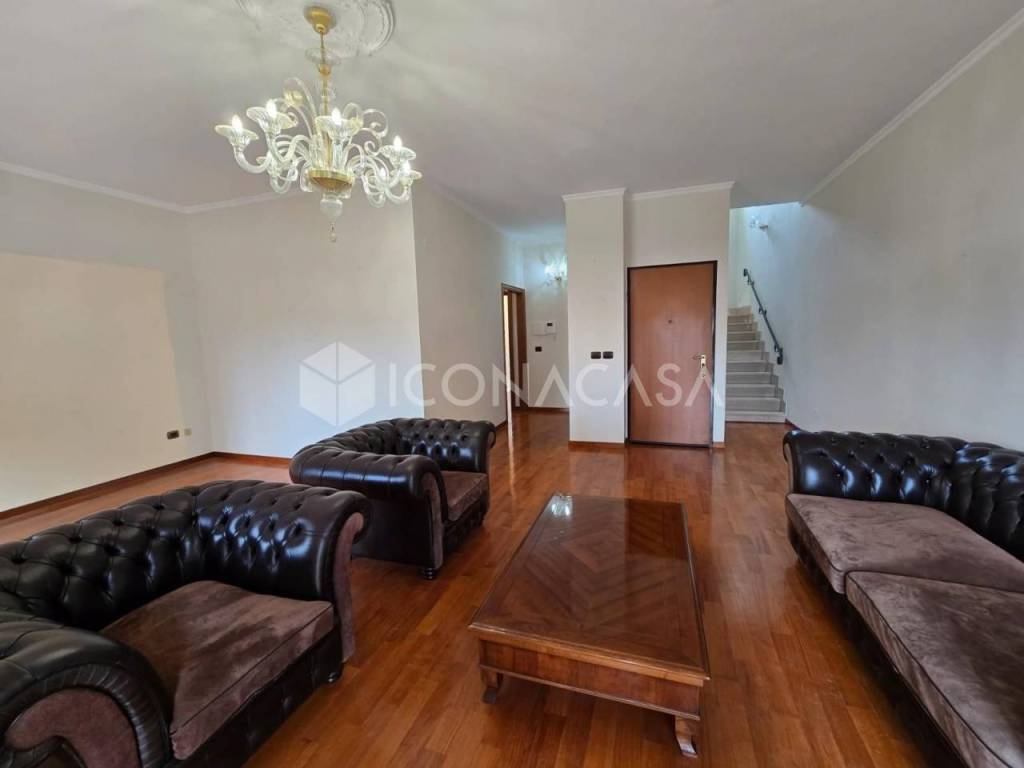 appartamento in vendita a Caserta in zona Acquaviva