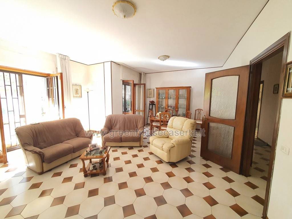 appartamento in vendita a Caserta