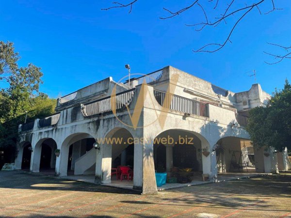villa in vendita a Caserta in zona Acquaviva