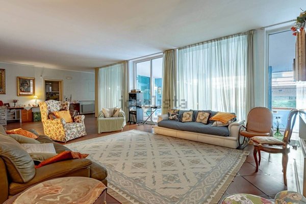 casa indipendente in vendita a Caserta in zona Ospedale