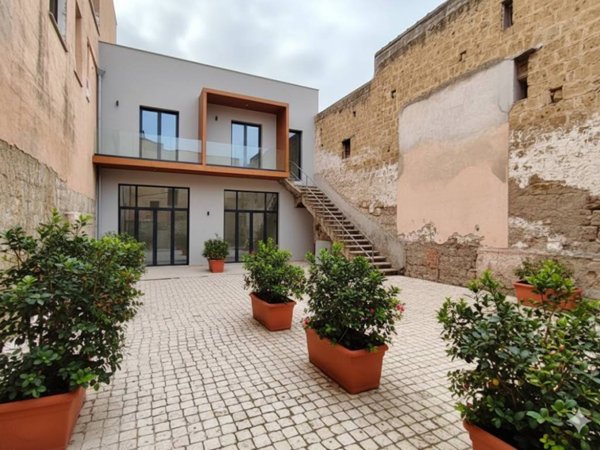 intera palazzina in vendita a Caserta