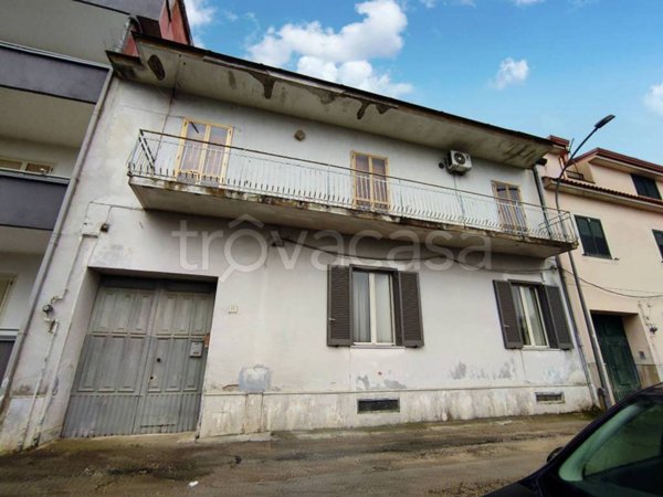 quadrivano in vendita a Caserta in zona Acquaviva