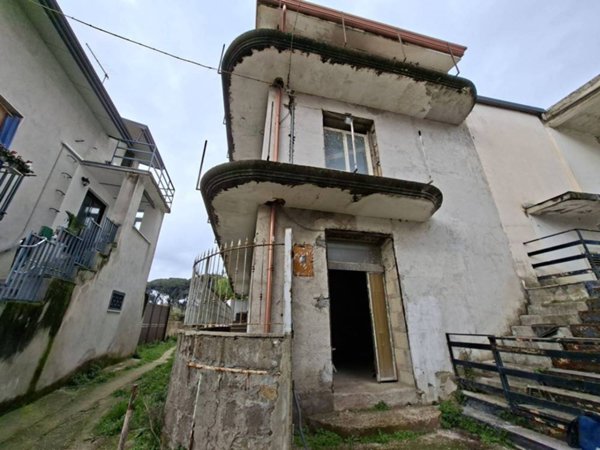 appartamento in vendita a Caserta in zona Puccianiello