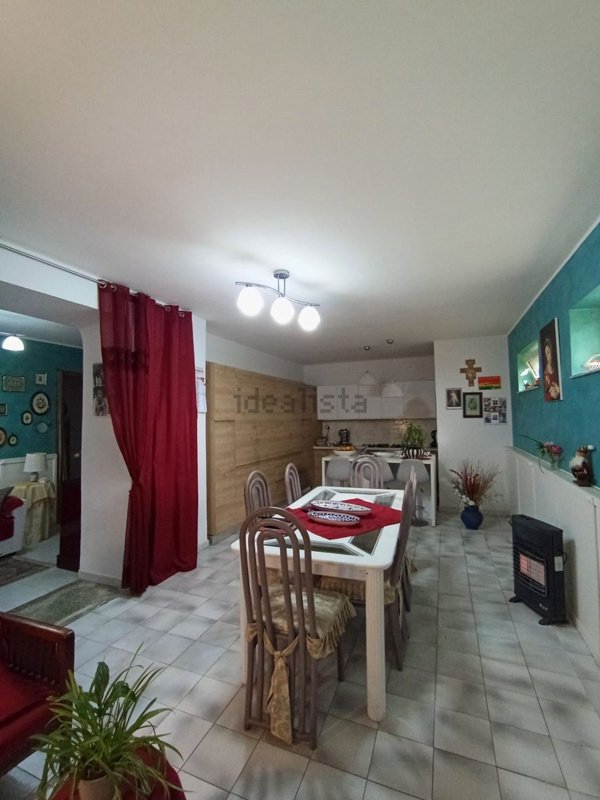 casa indipendente in vendita a Caserta in zona Santa Barbara / Tuoro