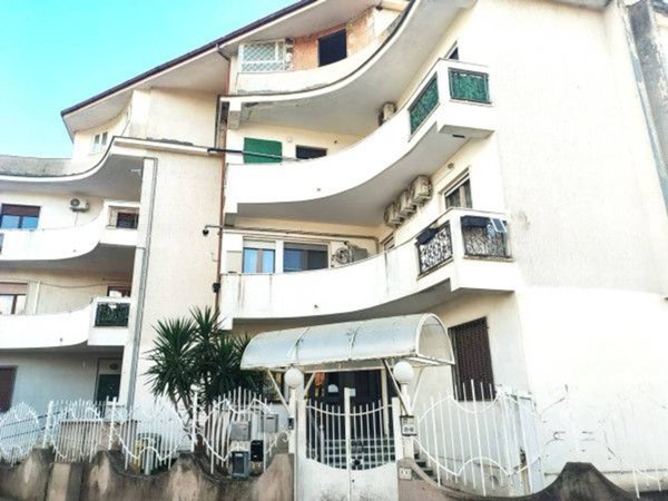 appartamento in vendita a Caserta in zona Acquaviva