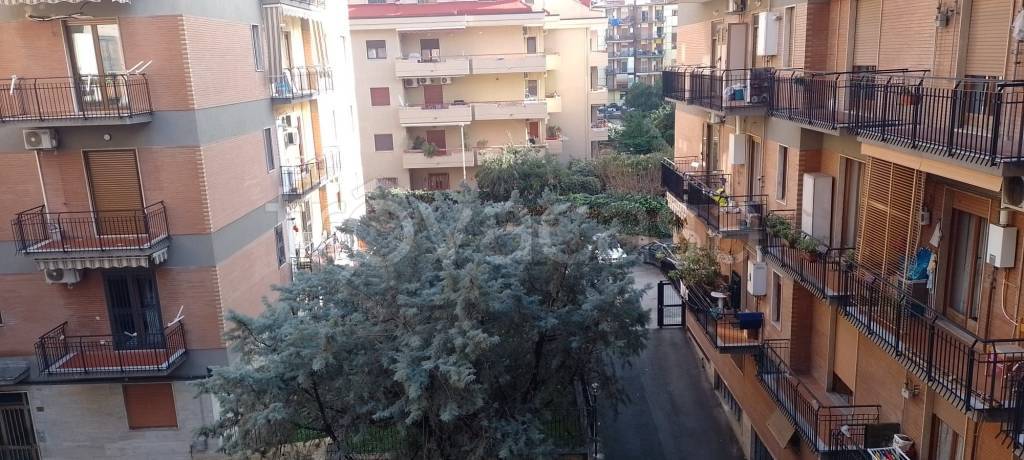 appartamento in vendita a Caserta in zona Acquaviva