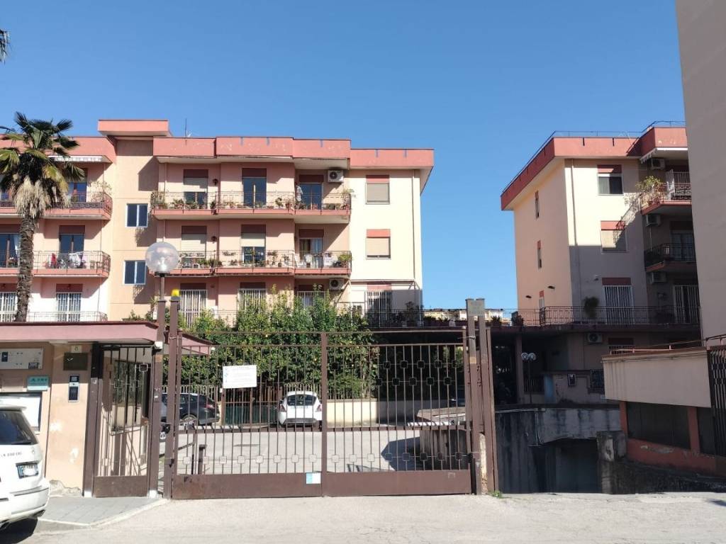 appartamento in vendita a Caserta in zona Acquaviva