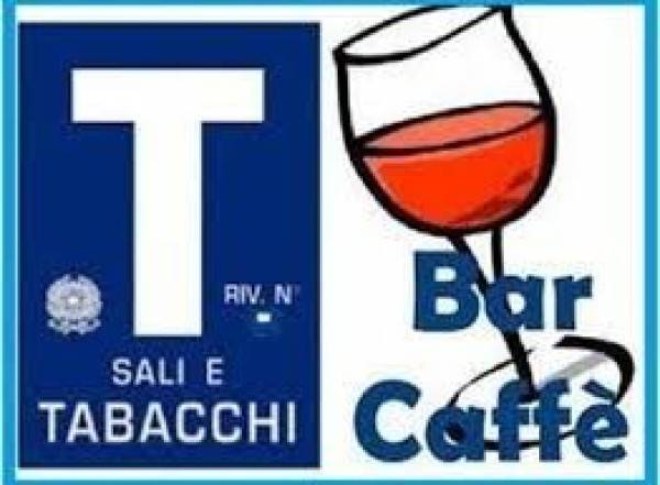 negozio in vendita a Caserta in zona Acquaviva