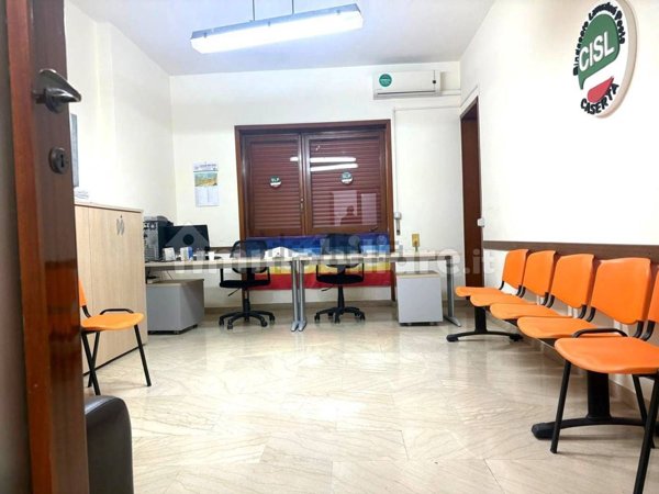 appartamento in vendita a Caserta in zona Acquaviva