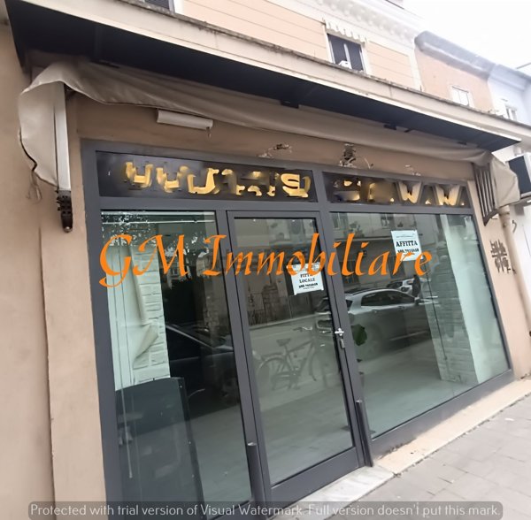 locale commerciale in vendita a Caserta in zona Acquaviva