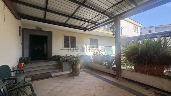 casa indipendente in vendita a Caserta
