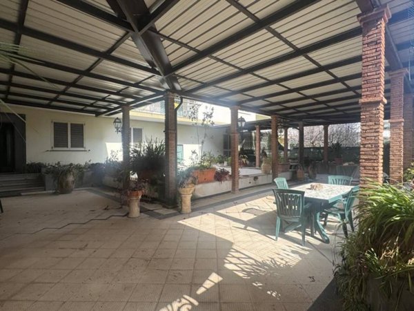casa indipendente in vendita a Caserta