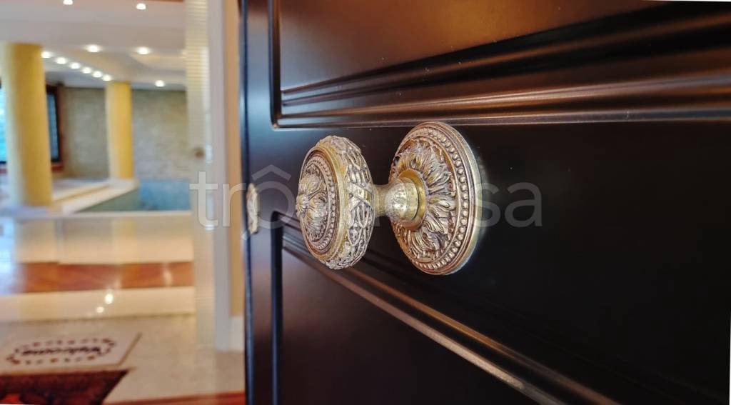 casa indipendente in vendita a Caserta