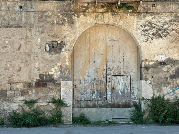 rudere in vendita a Caserta in zona Sommana