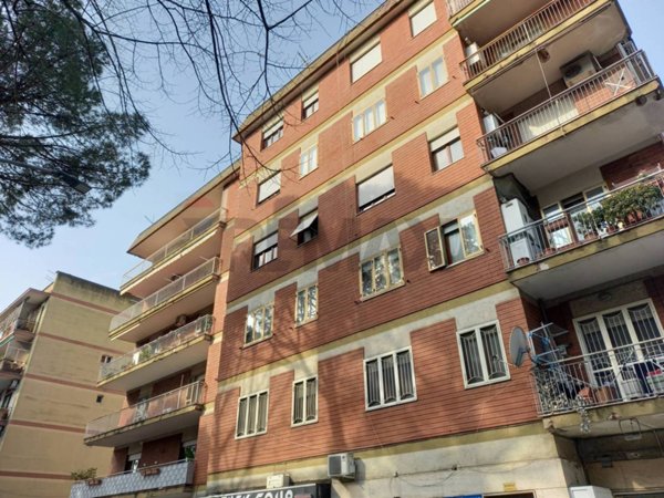 appartamento in vendita a Caserta in zona Michelangelo