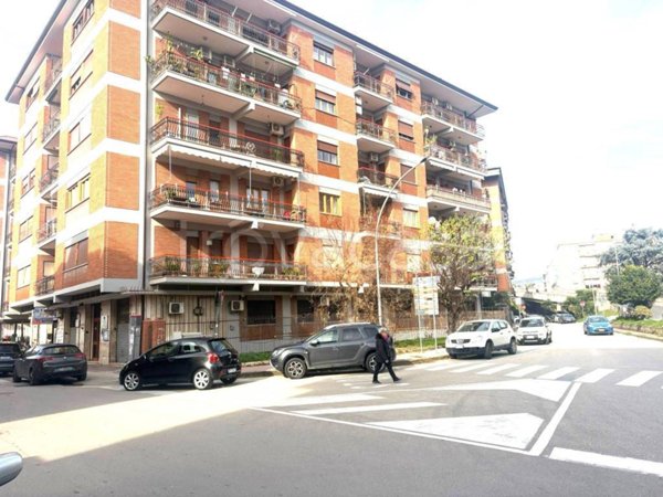 appartamento in vendita a Caserta in zona Acquaviva