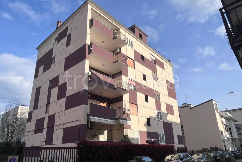 appartamento in vendita a Caserta in zona Centro Città