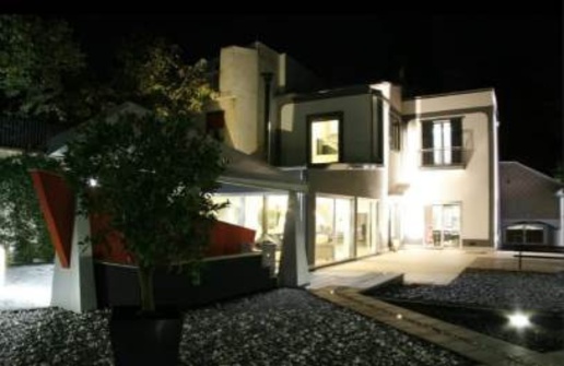 casa indipendente in vendita a Caserta in zona San Leucio