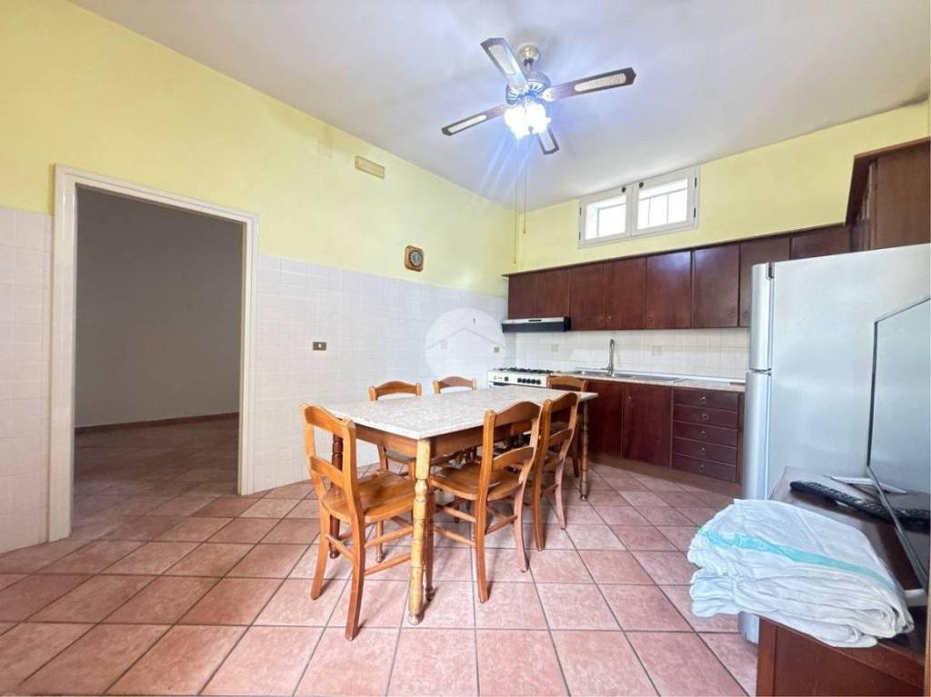 casa indipendente in vendita a Caserta in zona San Clemente