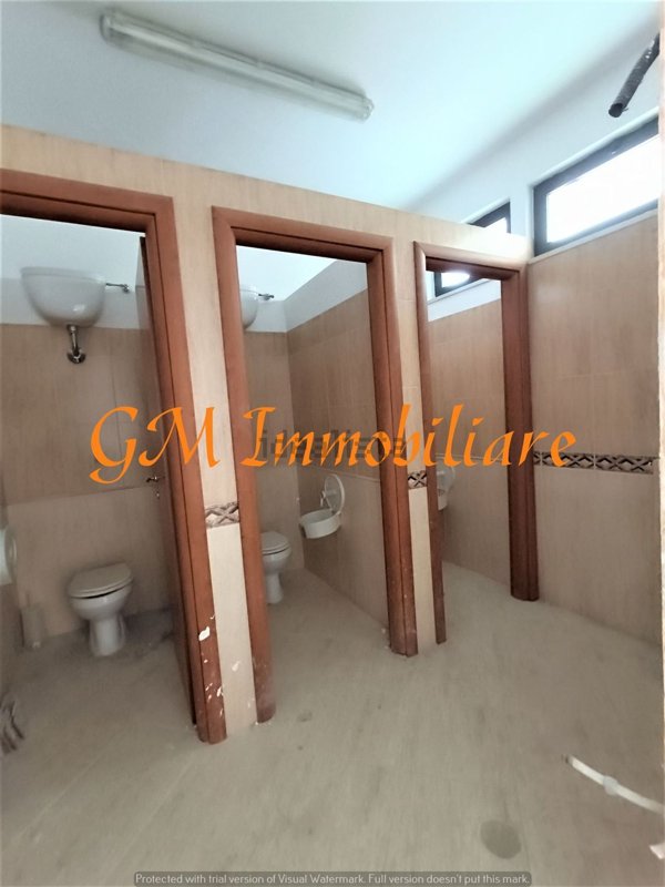 ufficio in vendita a Caserta in zona Acquaviva