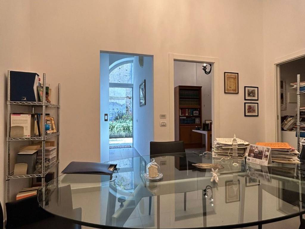 ufficio in vendita a Caserta in zona Centro Città