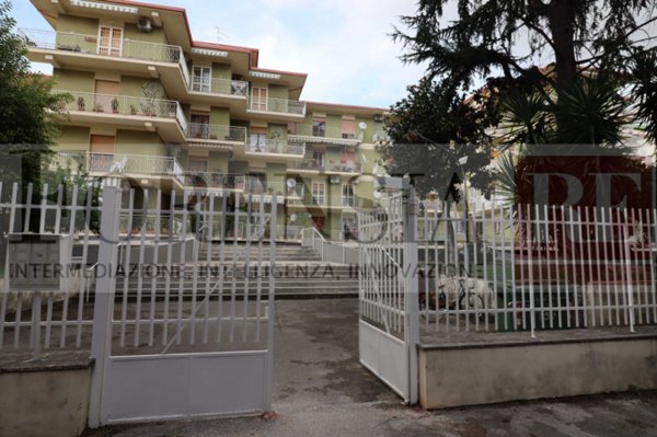appartamento in vendita a Caserta in zona Acquaviva
