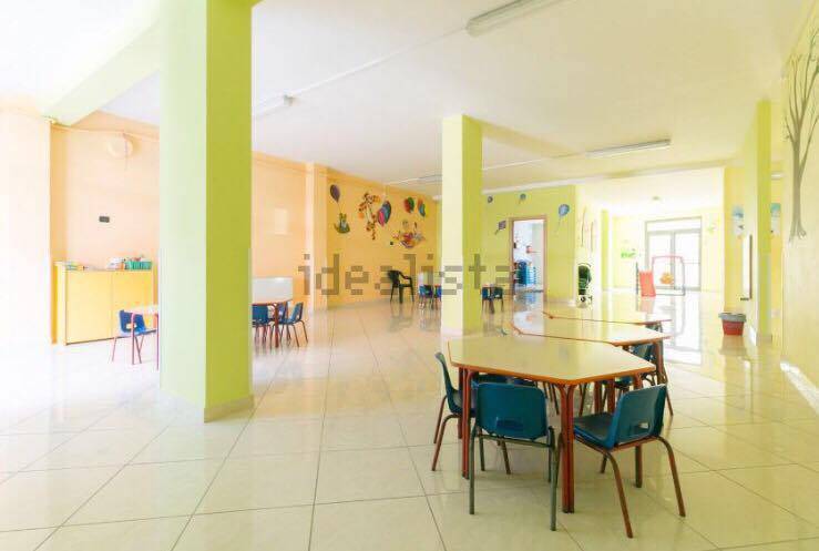 negozio in vendita a Caserta in zona Centurano/Cerasole